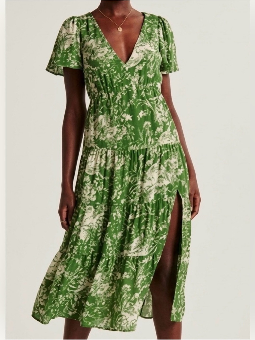 Abercrombie & Fitch Green Floral V-Neck Tiered Midi Dress with Side Slit. Sz L